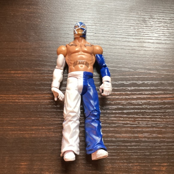 WWE Rey Mysterious Jr and Kalisto Lot - Picture 2 of 5